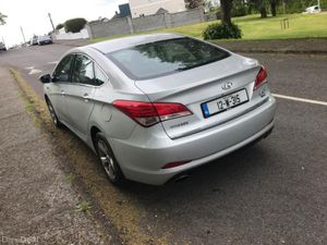Hyundai i40 TRADE SALE ONLY SALOON EXECUTIVE 4DR - Image 4
