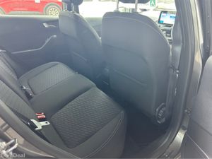 Ford Fiesta TITANIUM 1.0T 125 MHEV - Image 3