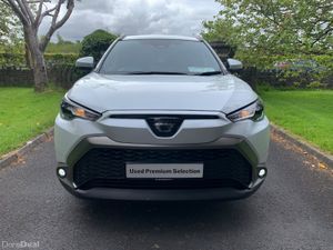 241 Toyota Corolla Cross HYBRID - Image 4