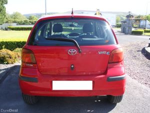 Toyota Yaris 1.0 Terra,  2004 - Image 2