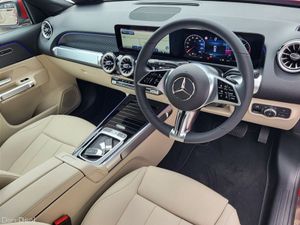 Mercedes-Benz GLB GLB200d Progressive AUTO (7 SEAT - Image 2