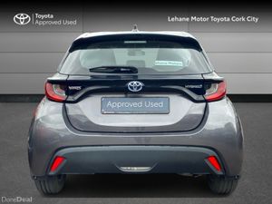 Toyota Yaris YARIS 1.5 HYBRID LUNA - Image 4
