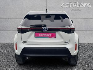 Toyota Yaris Cross Hybrid - Image 4