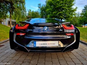 BMW i8 COUPE 362BHP AWD - Image 4