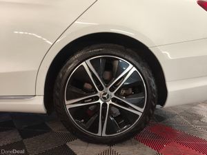 2019 192 Mercedes-Benz C-Class C200d Sport Auto - Image 2