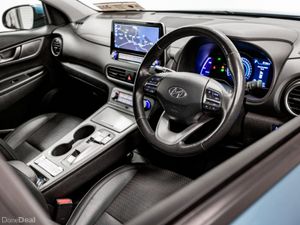 Hyundai KONA Kauai EV Premium 64kWh Auto 200HP - Image 2