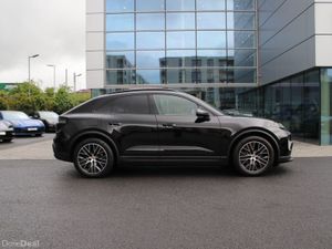 Porsche Macan Electric - Image 4