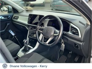 Volkswagen T-Roc LIFE 2.0 TDI 116BHP - Image 4