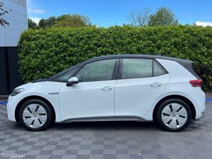 Volkswagen ID.3 LIFE 58KWH // APPLE CARPLAY/ANDROI - Image 3