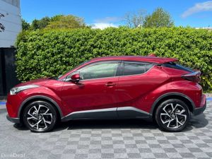 Toyota C-HR 1.8 HYBRID AUTO // FULL SERVICE HISTOR - Image 3
