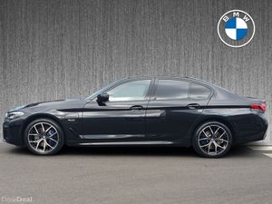 BMW 5-Series 530e xDrive M Sport Saloon - Image 4