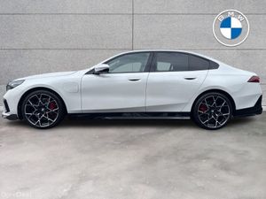 BMW 5-Series 530e M Sport Pro Saloon - Image 4