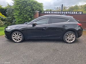 141 Mazda Mazda3 2.2D Sport - Image 2