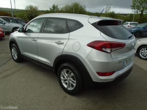 Hyundai Tucson TUCSON  COMFORT PETROL   1.6  5DR - Image 4