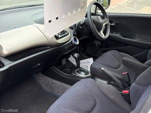 2013 Honda Fit(Jazz) 1.3 Hybrid Automatic - Image 4