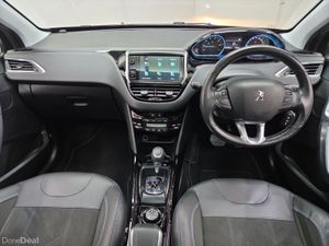 Peugeot 2008 1.2 PureTech 110bhp S&S Auto - Image 4
