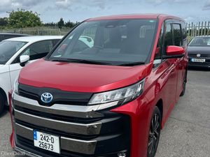 Toyota Noah 2024 7 Seater - Image 3