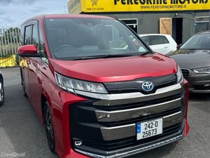 Toyota Noah 2024 7 Seater - Image 2