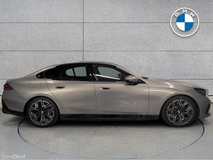 BMW 5-Series 530e M Sport Pro - Image 4