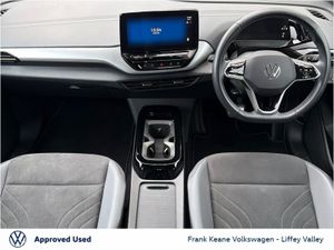 Volkswagen ID.4 52KWH LIFE 148HP *DEEP BLACK* *HEA - Image 2