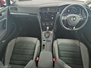 Volkswagen Golf Highline Tech Edition - Image 4