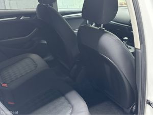 Audi A3 1.6 TDI SE TECHNIK 110PS 5DR - Image 4