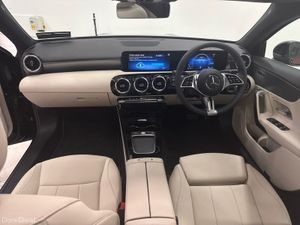 Mercedes-Benz A-Class A 180 PROGRESSIVE EDITION - Image 4
