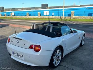 2004 Bmw Z4 2.5i Auto LOW KILOMETRES - Image 3