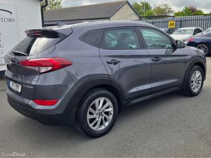 Hyundai Tucson 1.7 CRDI EXECUTIVE - Image 3