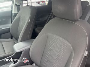 Hyundai KONA Elegance 65KWH Automatic - Image 2