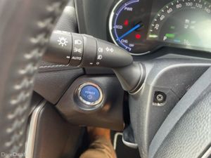 Toyota RAV4 - New Generation - Luna Edition - 2.5 - Image 4