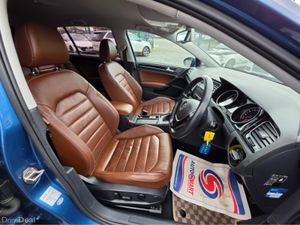 Volkswagen Golf 1.4 FULL TAN LEATHER SEATS HEATED - Image 2