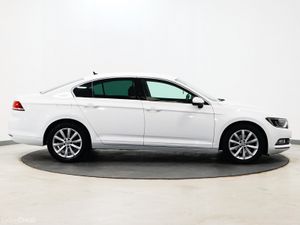 *83* 2019 Volkswagen Passat 2.0TDI COMFORTLINE - Image 3