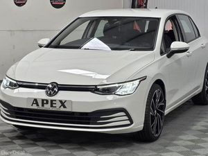 Volkswagen Golf HATCHBACK - Image 2