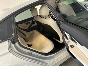 BMW 4-Series 420D SE ZLNU 4DR AUTO - Image 4