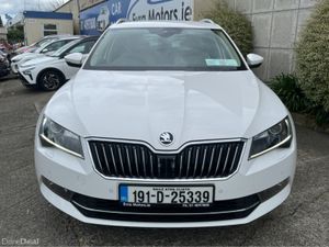 Skoda Superb ESTATE COMBI STYLE AUTOMATIC 2.0 DIES - Image 2