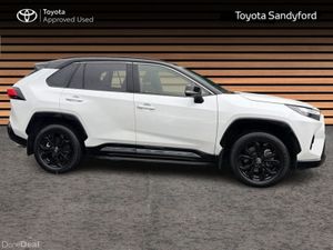 Toyota RAV4 SPORT HYBRID WITH EXTRAS // HEATED LEA - Image 3
