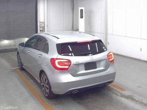 MERCEDES A180 NIGHT EDITION AUTO 2015 - Image 3
