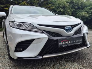 Toyota Camry Hybrid Full leather Pan Roof 2019 - Image 4