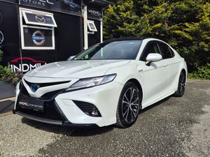 Toyota Camry Hybrid Full leather Pan Roof 2019 - Image 3
