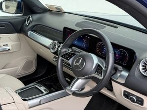 Mercedes-Benz GLB 200d Progressive 7 Seater Auto - Image 4