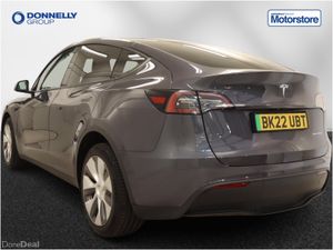 Tesla Model Y Hatchback Long Range - Image 2