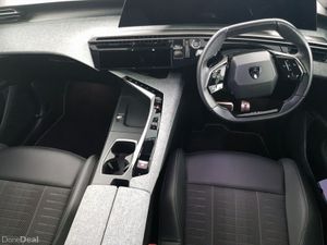 Peugeot 3008 BEV 73kWH 210BHP GT - Image 4