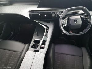 Peugeot 3008 BEV 73kWH 210BHP GT - Image 4