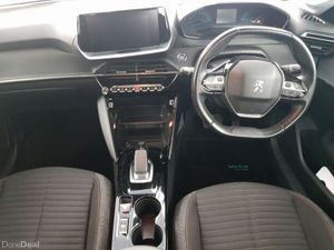 Peugeot 208 Electric 136 bhp (50 kWh) Active - Image 4