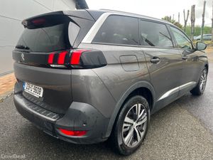 Peugeot 5008 2023 - Image 3