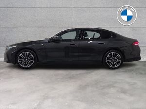 BMW 5-Series 530e M Sport Saloon - Image 4