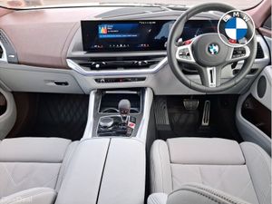 BMW XM 50e - Image 4