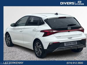 Hyundai i20 Deluxe Plus - Image 2