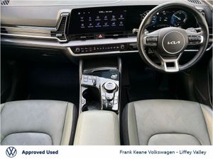 Kia Sportage ANNIVERSARY EDITION PHEV *BLACK* *FUL - Image 3